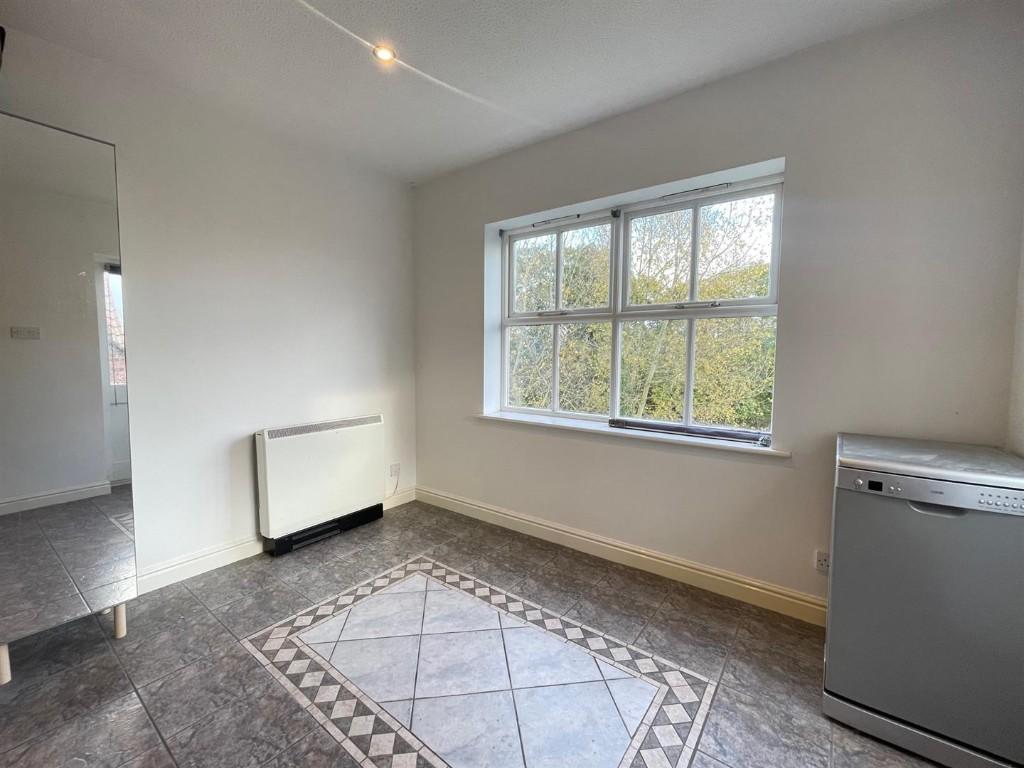 Luke Miller &amp; Associ