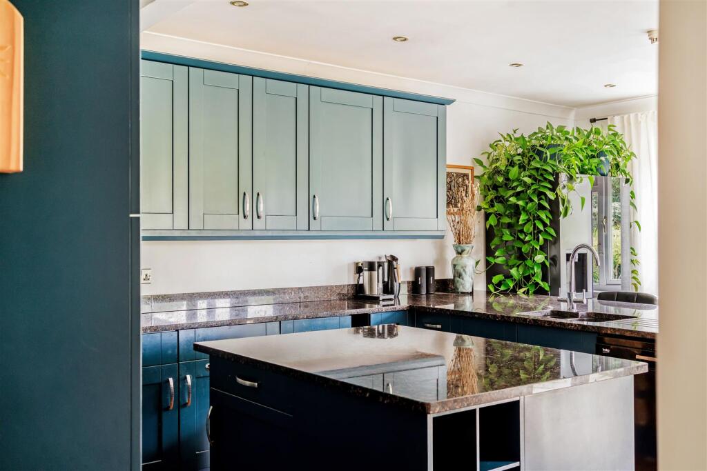 YEW TREE BOTTOM ROAD,  (20of46)-21.jpg