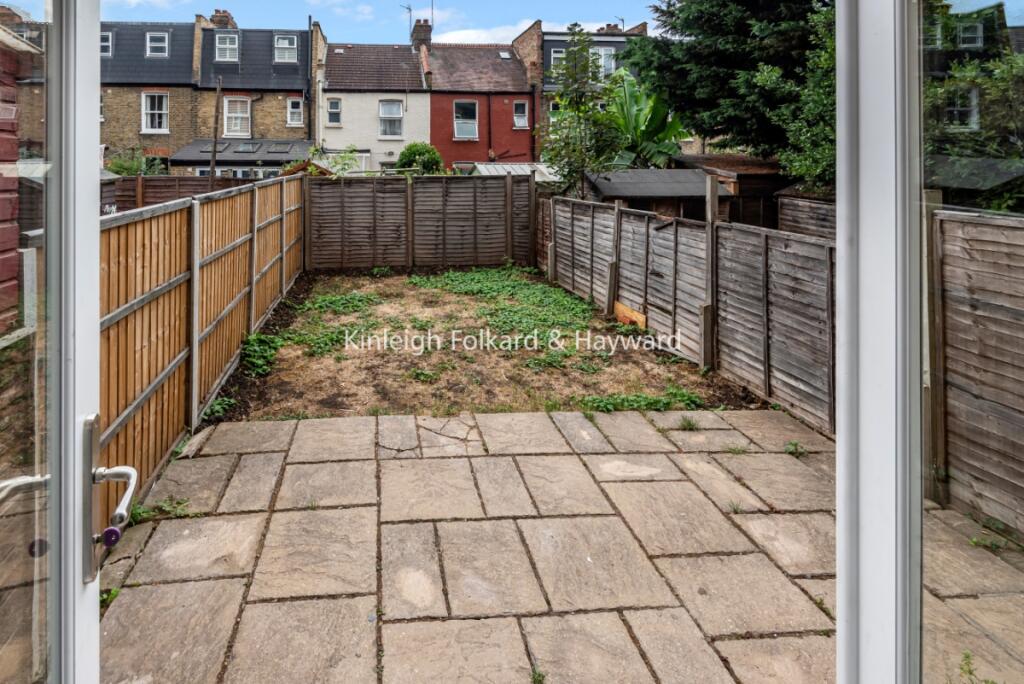 04284cc7-f575-4512-8