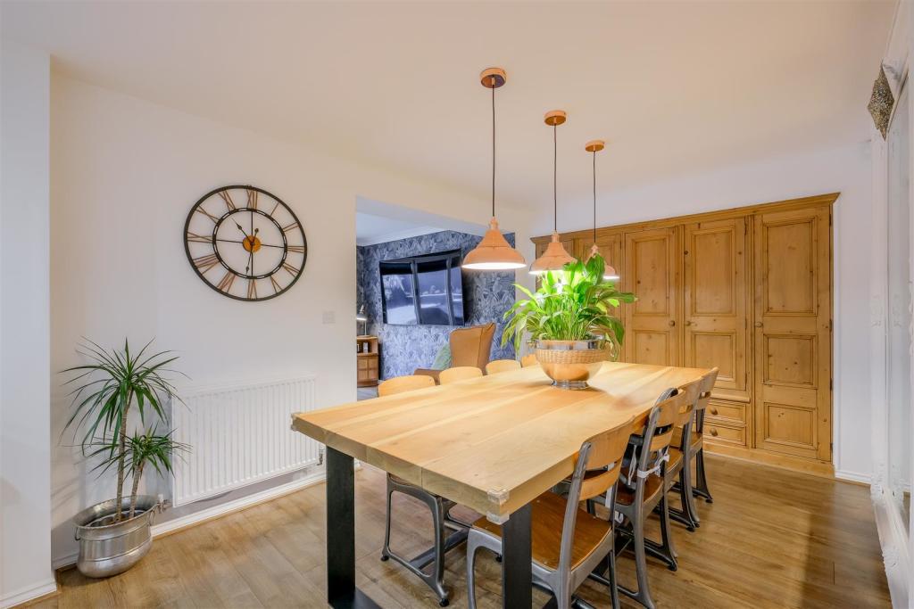 Open plan Kitchen/Diner Family Room