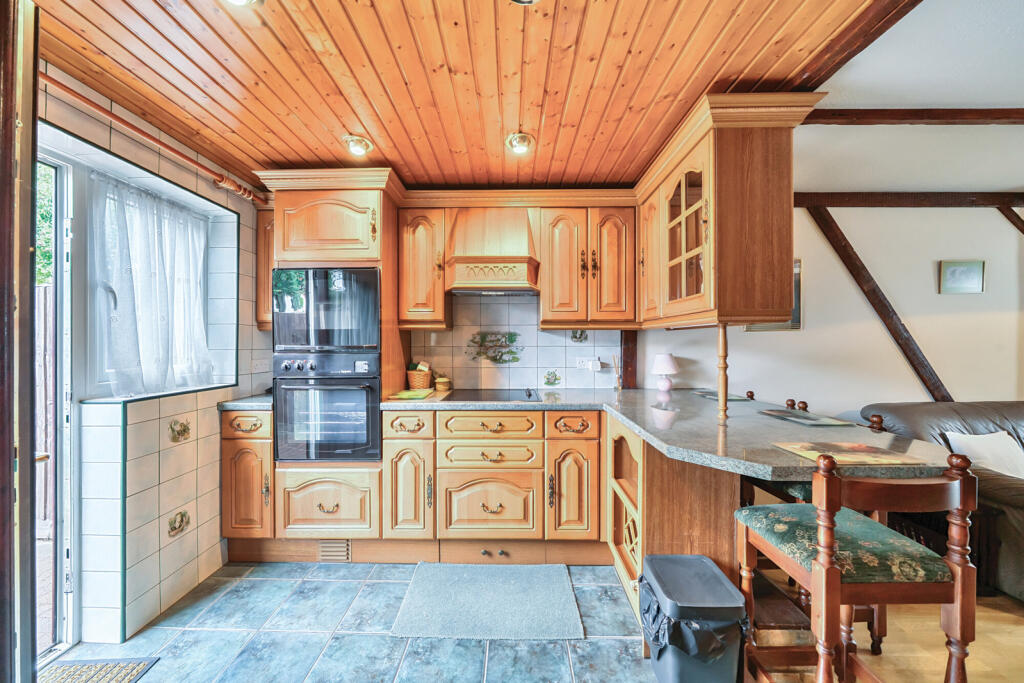 1330847-10-688897...