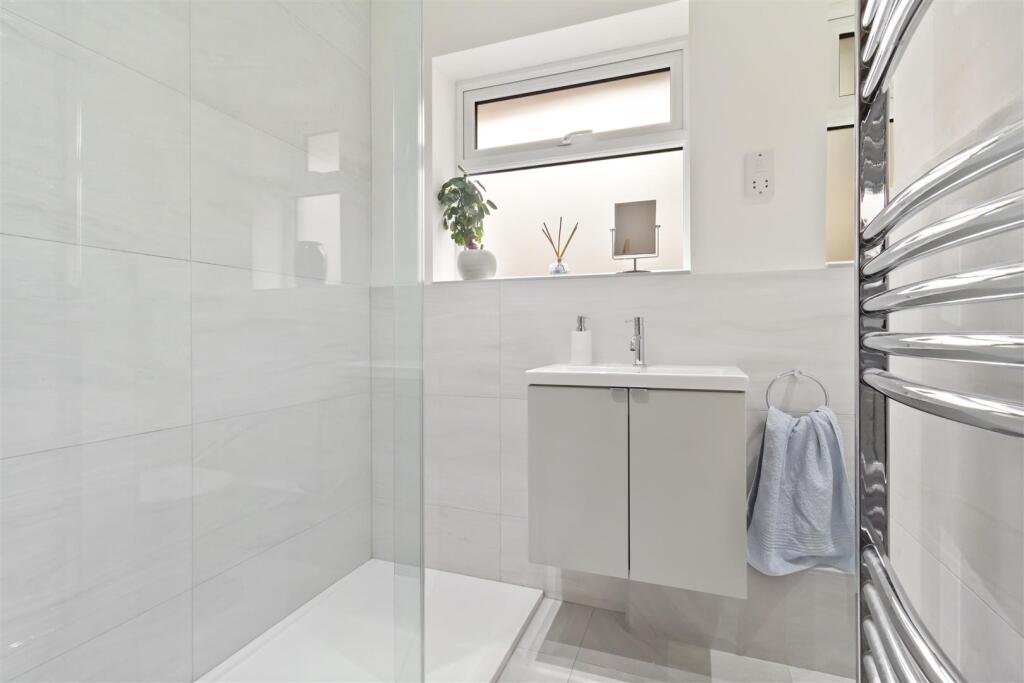 97 Aldsworth Avenue-005.JPG