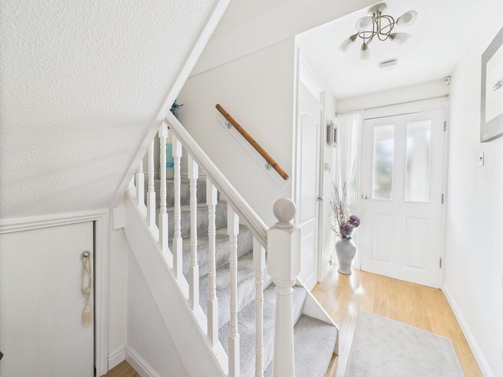 CAM02089G0-PR0525...