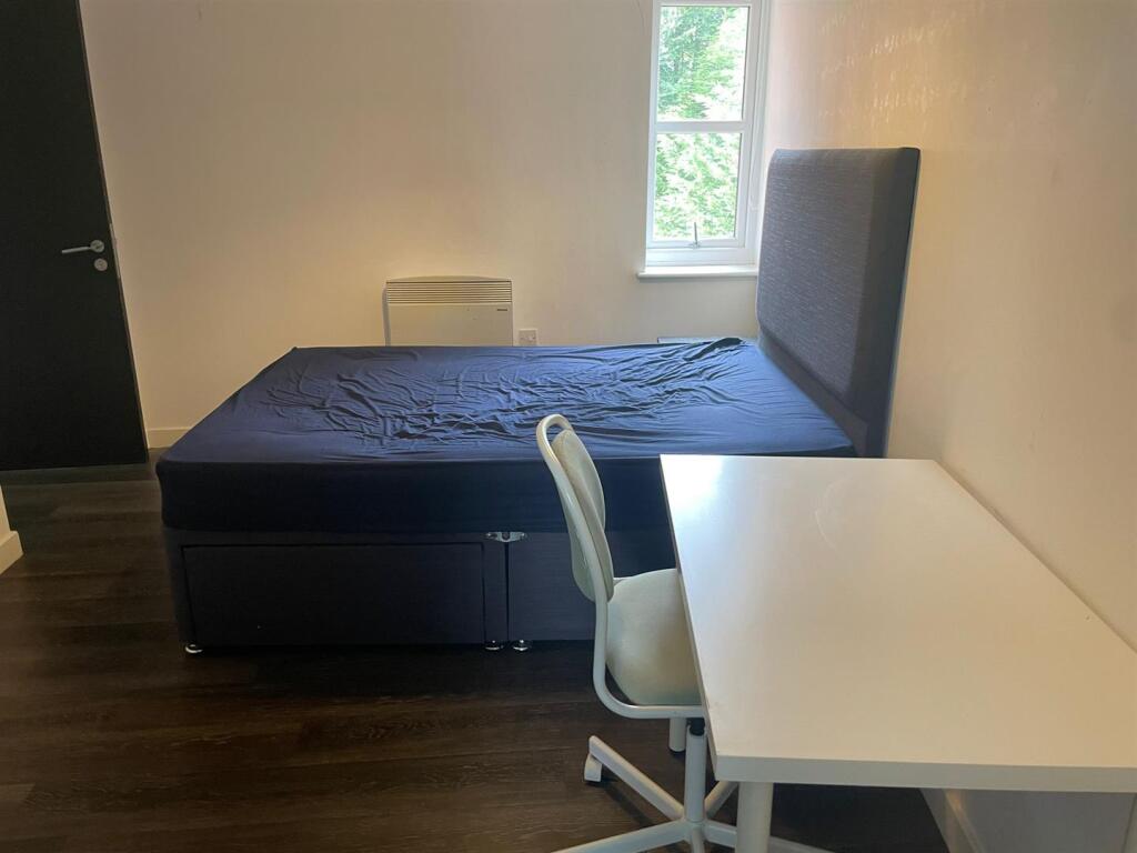 room 5 .jpeg 2.jpeg