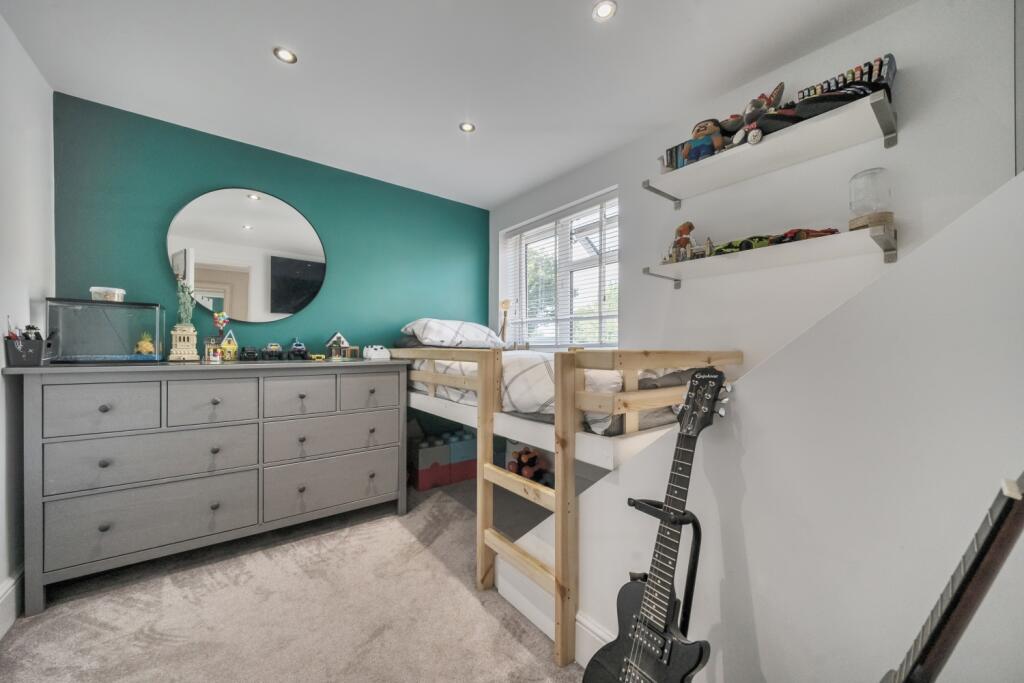 1315526-22-685d7587af32c