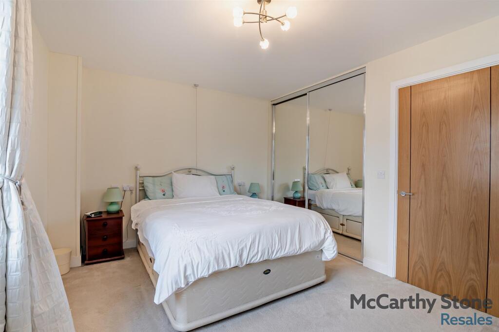 8670869-interior08-800.jpg