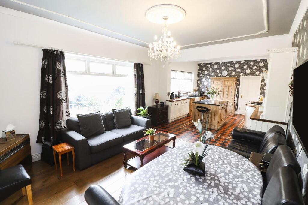 Kitchen / Family Room