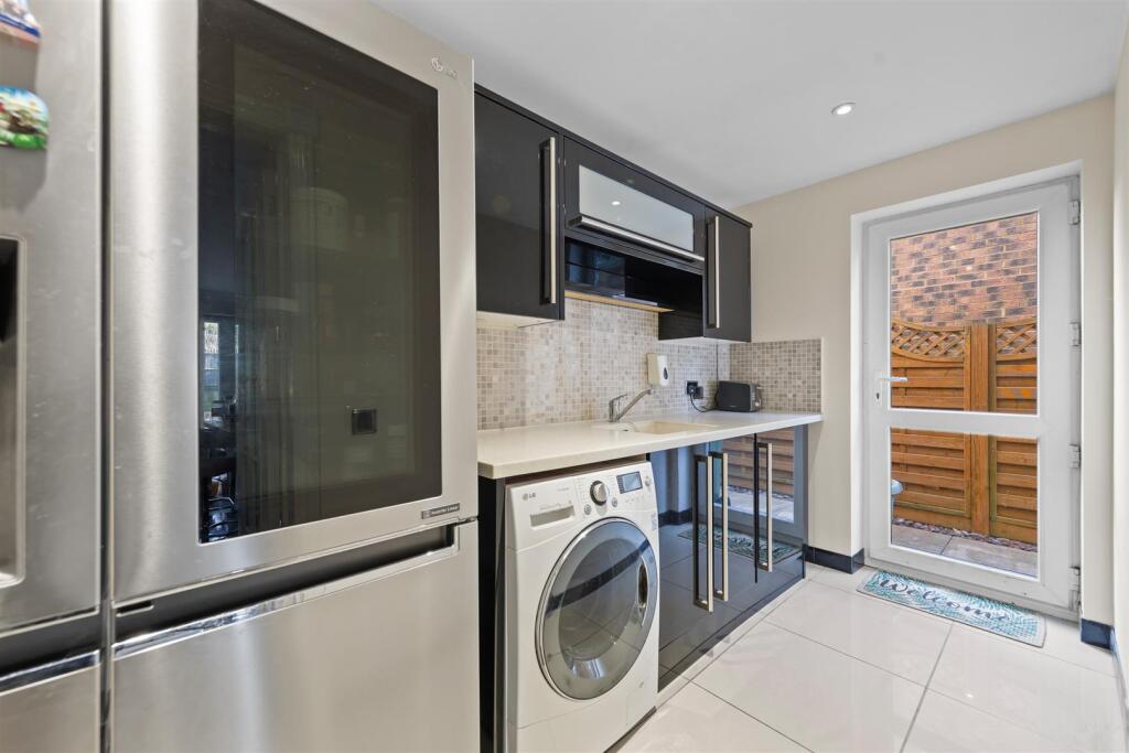 95BradwellRdWeb36.jpg