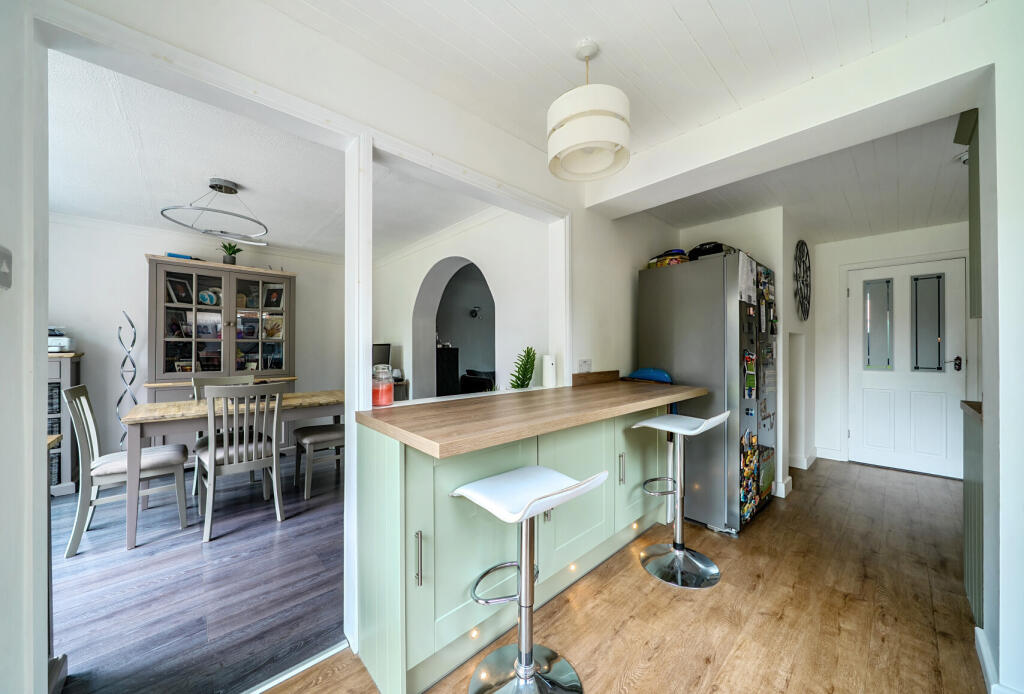 1328275-10-688a0c...