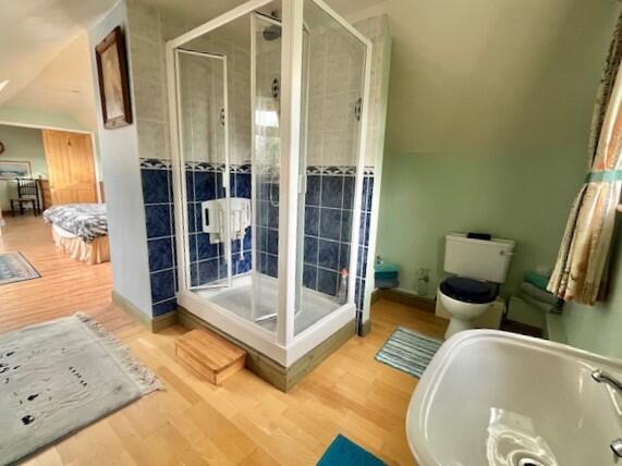 Ensuite