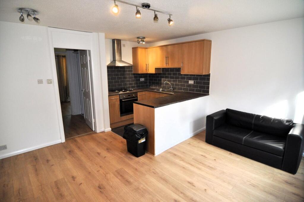Living Room/Kitchen