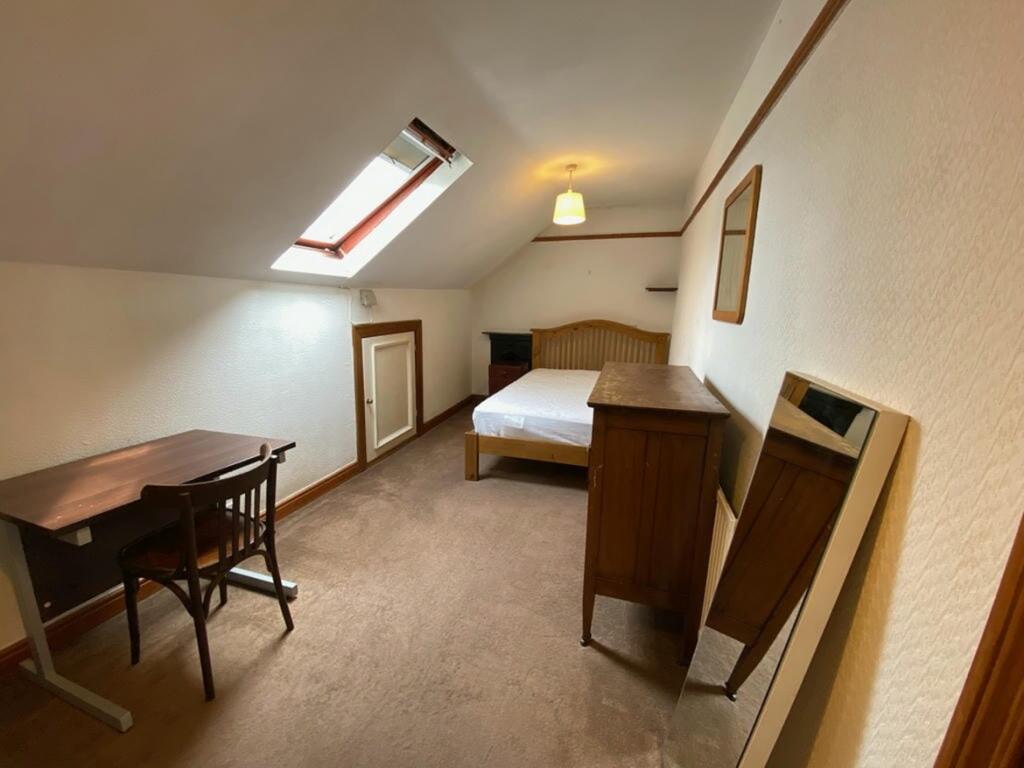 Bedroom 4 (Second Floor)