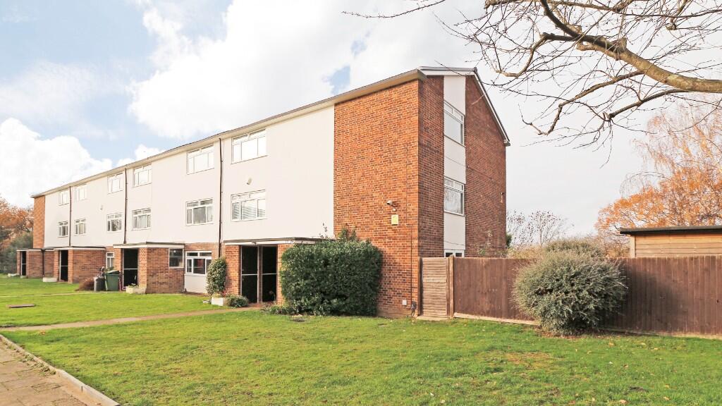 Carters Hill Close, London, SE9