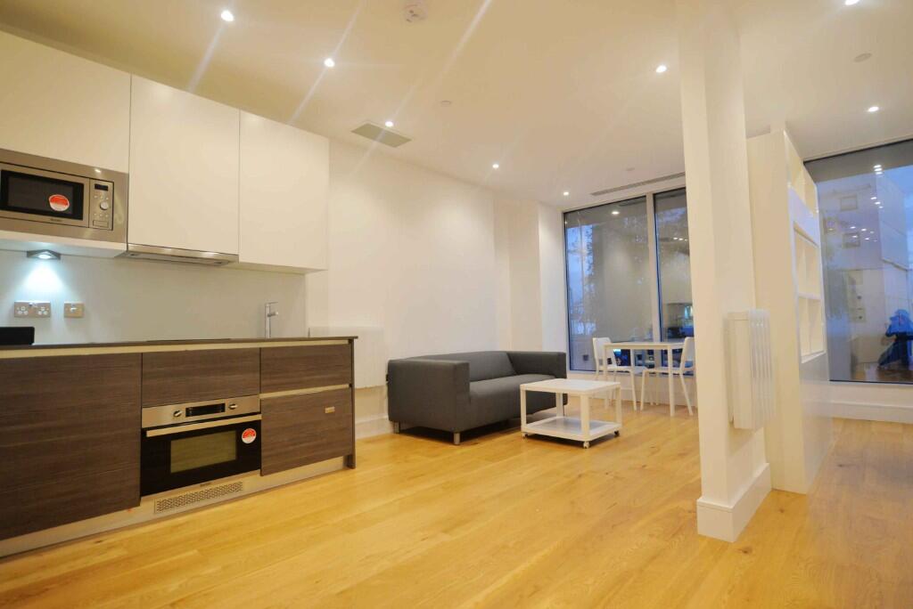 Staines Road, Hounslow, Middlesex, TW3