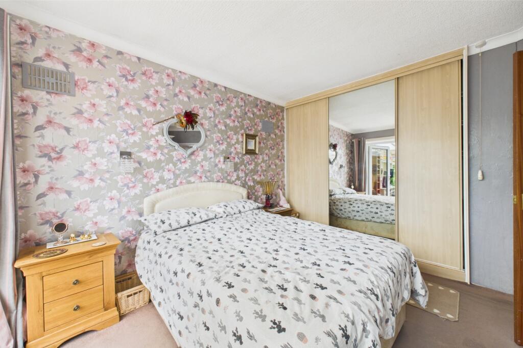 CAM03162G0-PR0265-STILL017