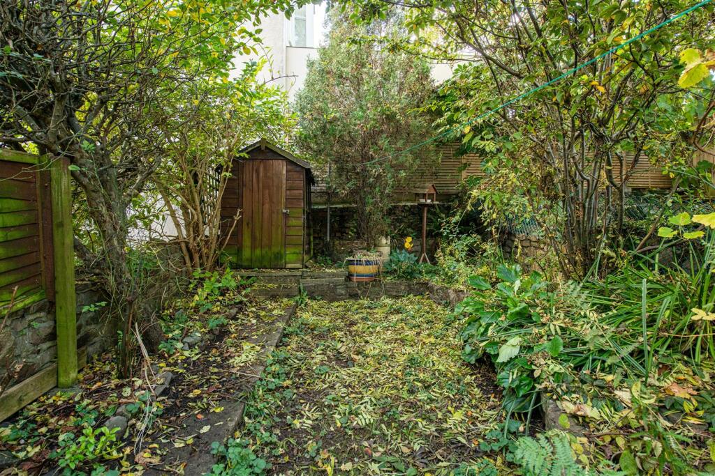 Garden_2.jpg