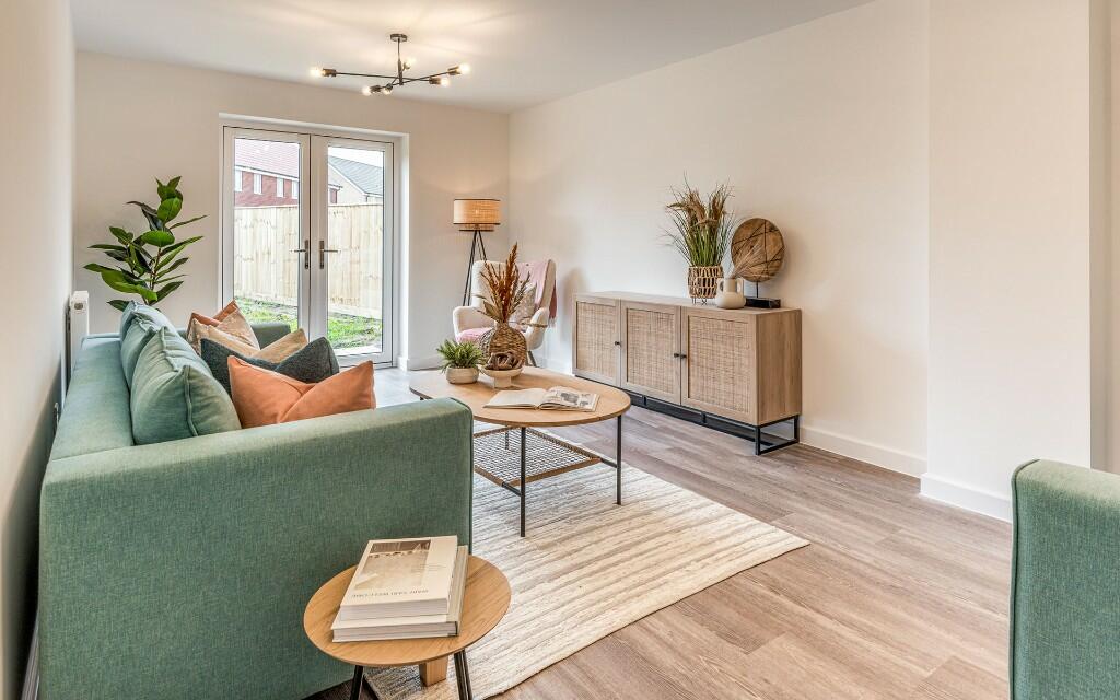 Similar Show Home