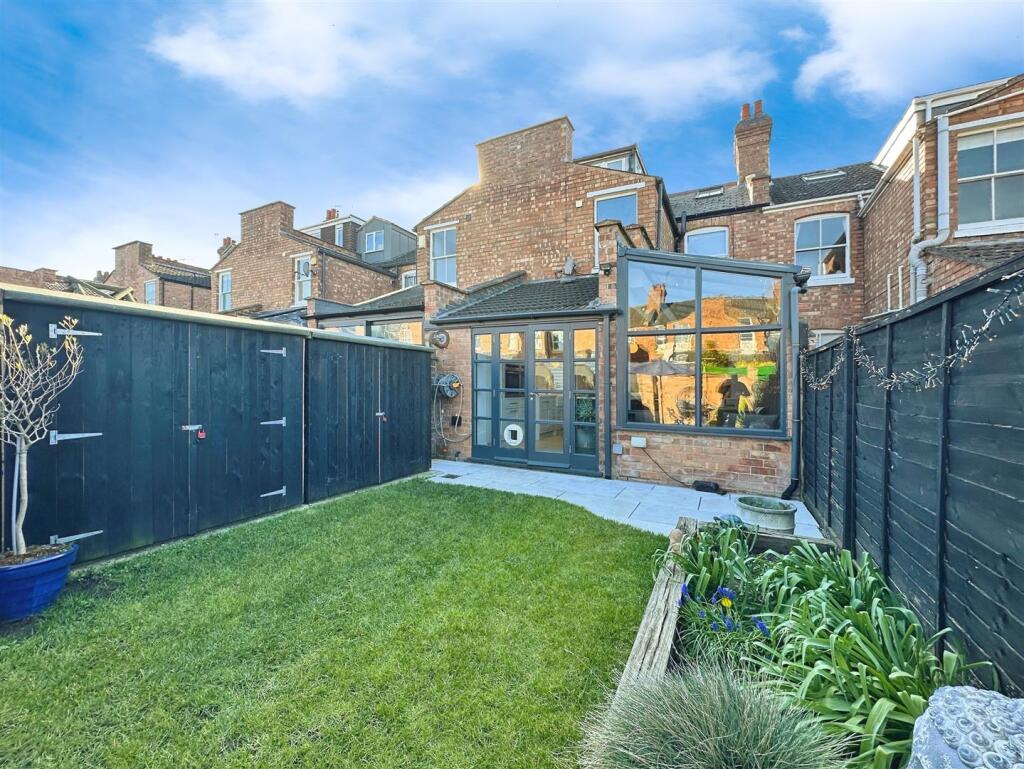 6d54a94e-image_picker_BB2AB334-398C-4B25-917B-D662