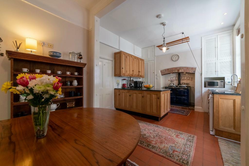 Kitchen, Aga and large eat in kitchen