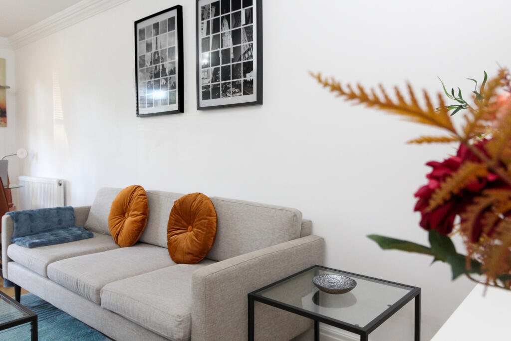 living room inspo