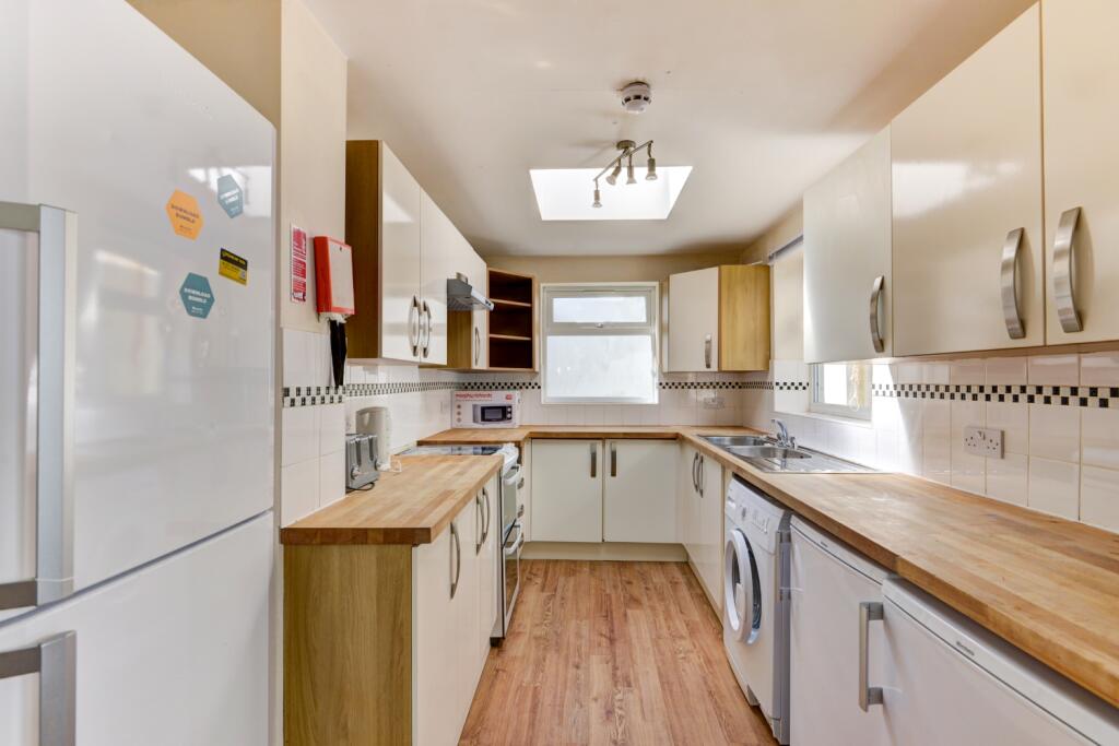 27 Hollingbury Road Kitchen