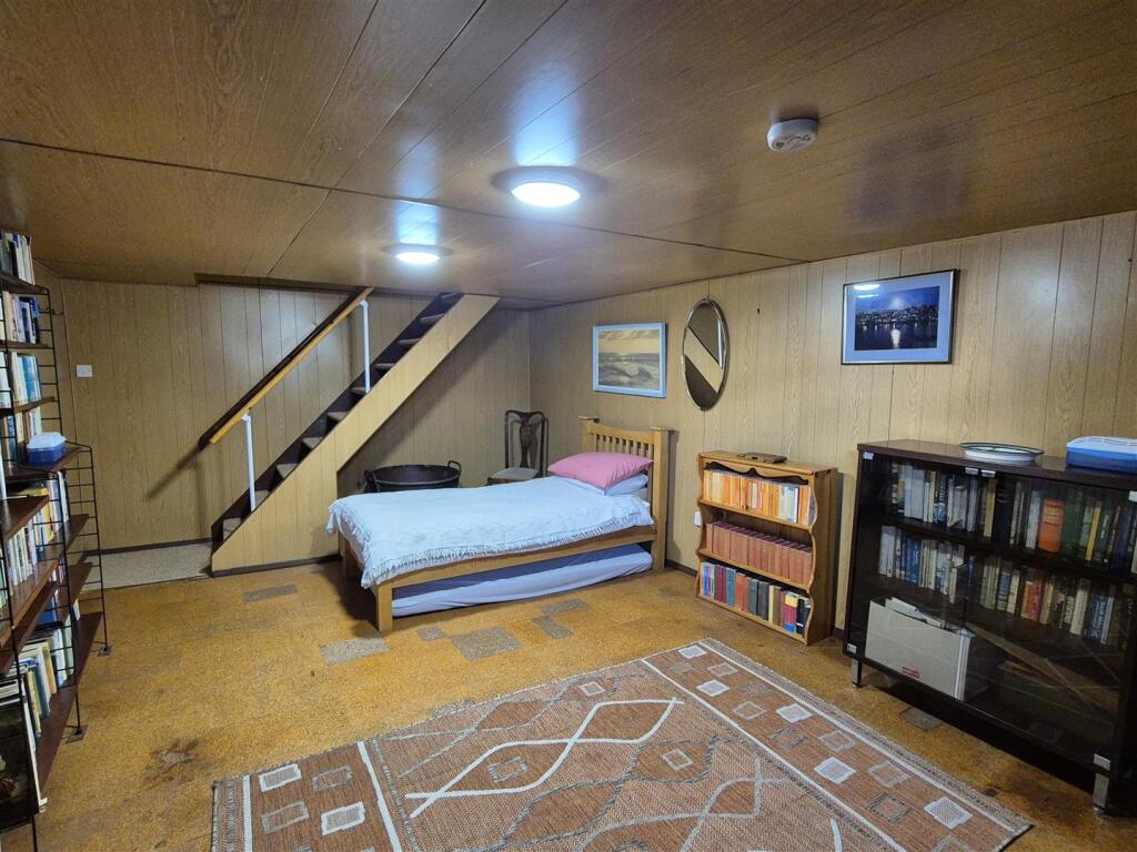 Basement occasiona room