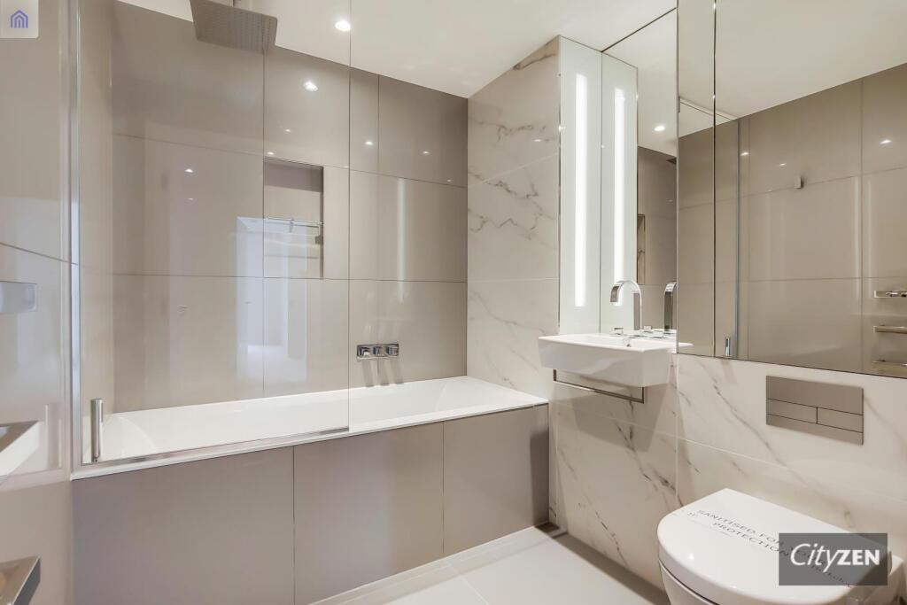 BATHROOM (SIMILAR FLAT)