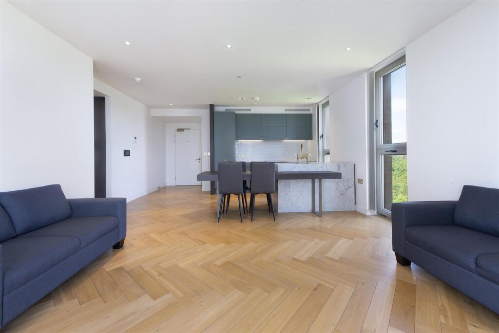 52879 Hi res (8).jpg