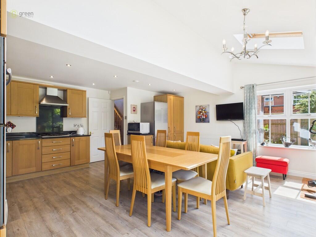 CAM03830G0-PR0180...