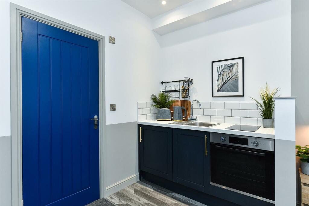 21crownst-109.jpg
