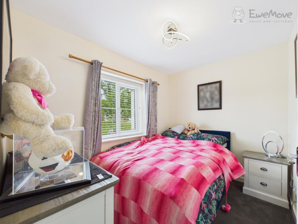 CAM03640G0-PR0046-STILL023