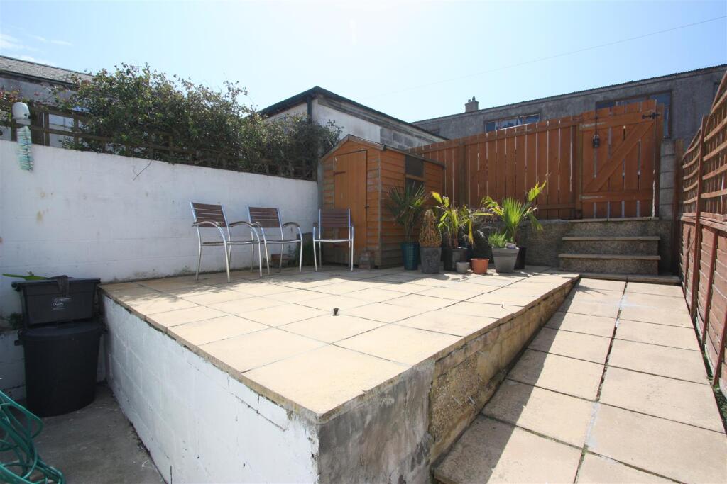 6 Beacon Road Garden