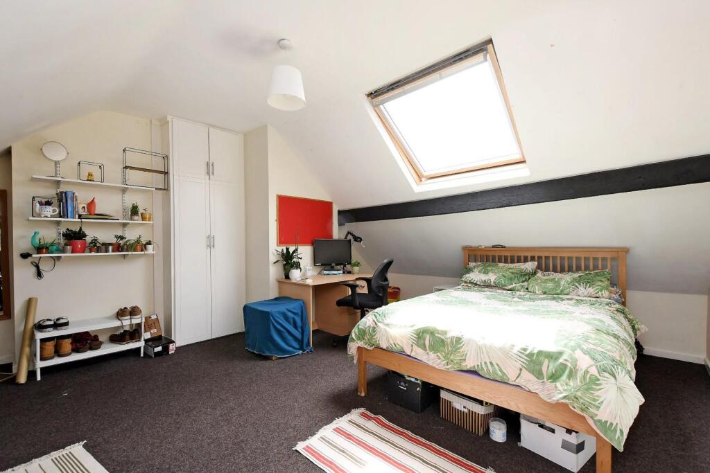 4a Ashdell Road, bedroom 3.jpg