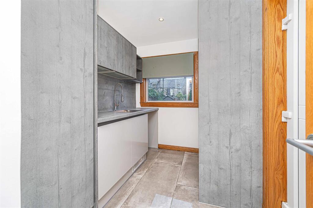 untitled (8 of 1).JPG