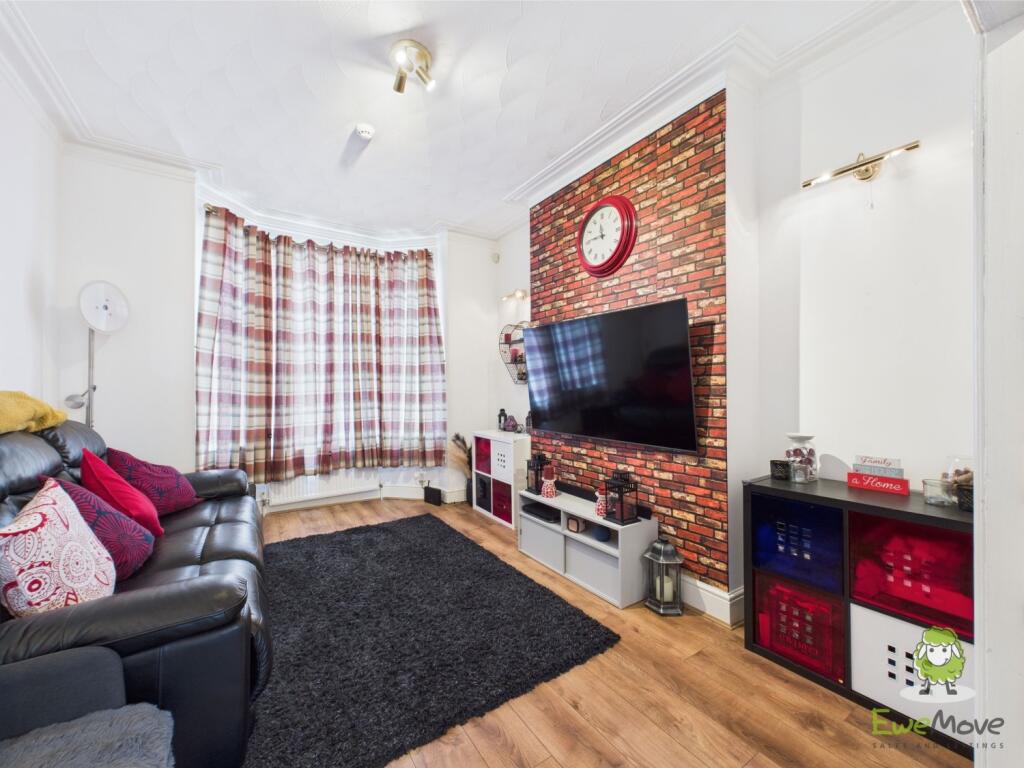 Living room -  Ewemove Whitchurch and Nantwich Cha