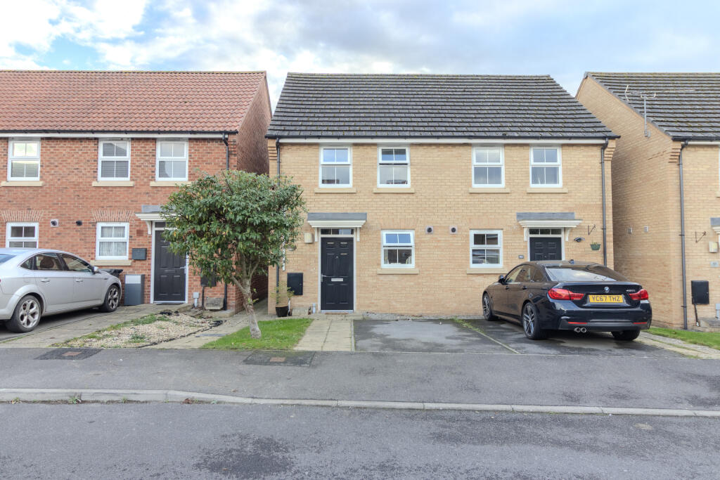 91 Woodlands Park (Exterior) (1 of 1)