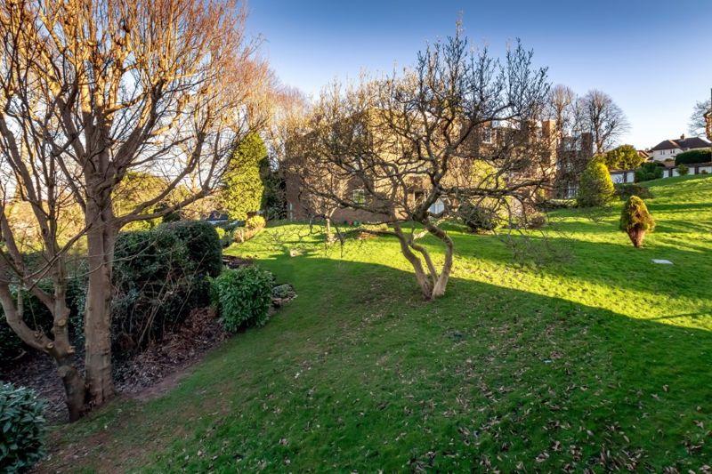 Communal gardens