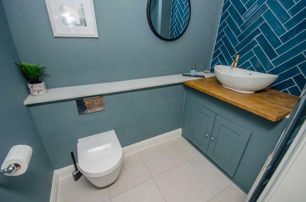 Cloakroom.jpg