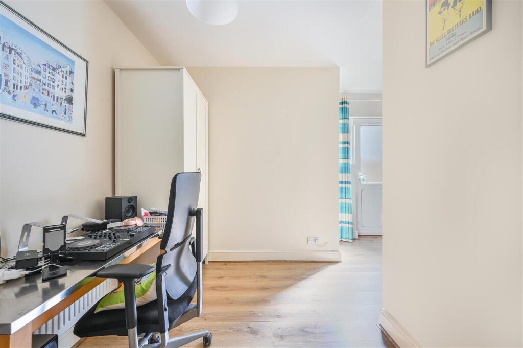 CORBET ROAD, 6- (4).jpg