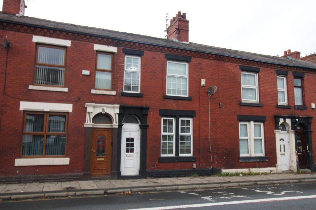 Oldham Road, Ashton-Under-Lyne, OL7