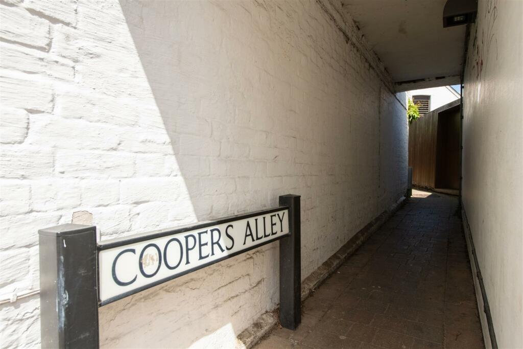 1 Coopers Alley, Hitchin-53.jpg