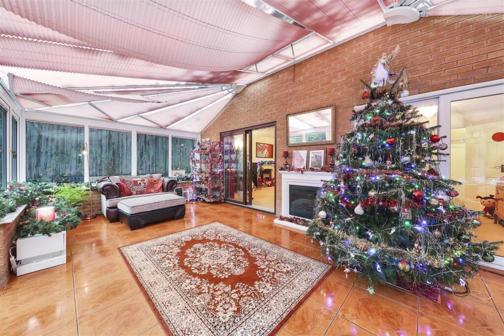 6 Conservatory