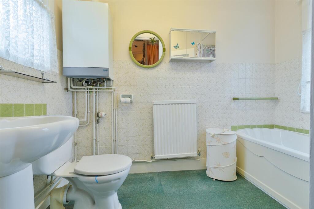 Mackenders Lane, Eccles17.jpg