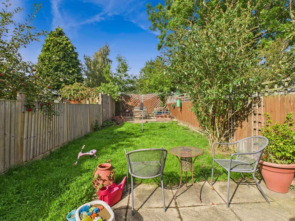 CAM04578G0-PR0028...