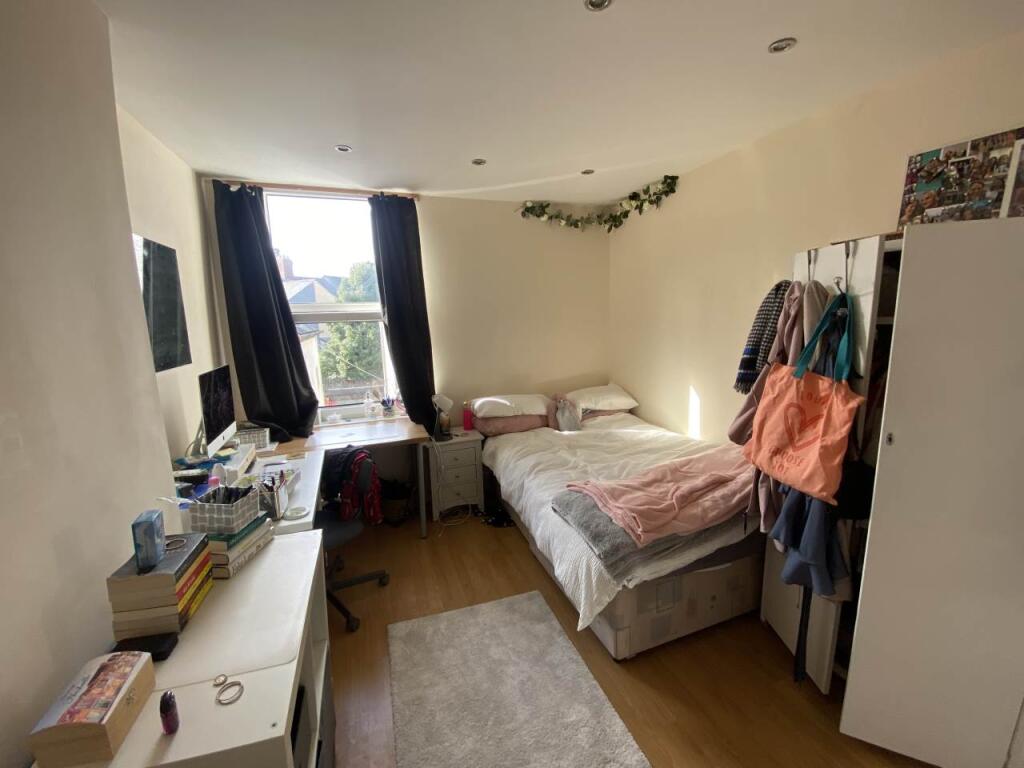 First Floor Middle R