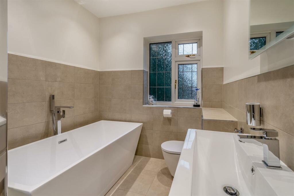 8528405-interior38.jpg