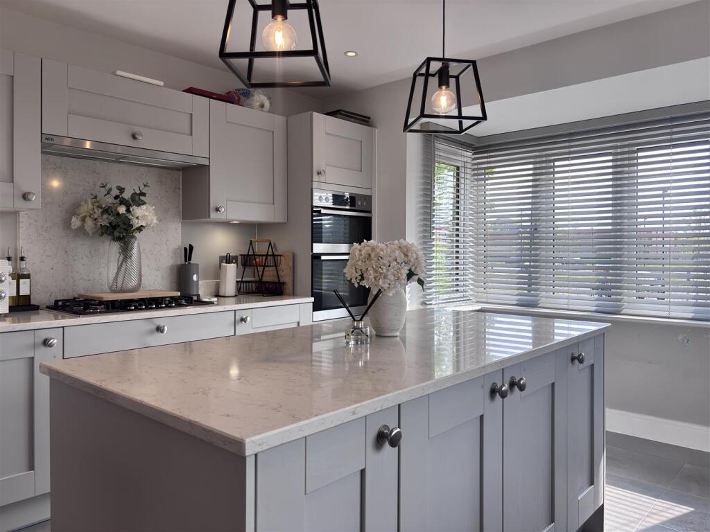 Bensons Kitchen 1.jpg