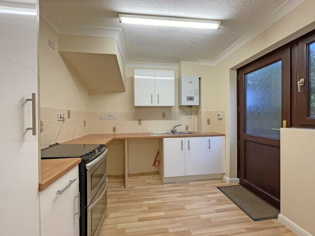 Ashtree Close 2 Kitchen.jpg