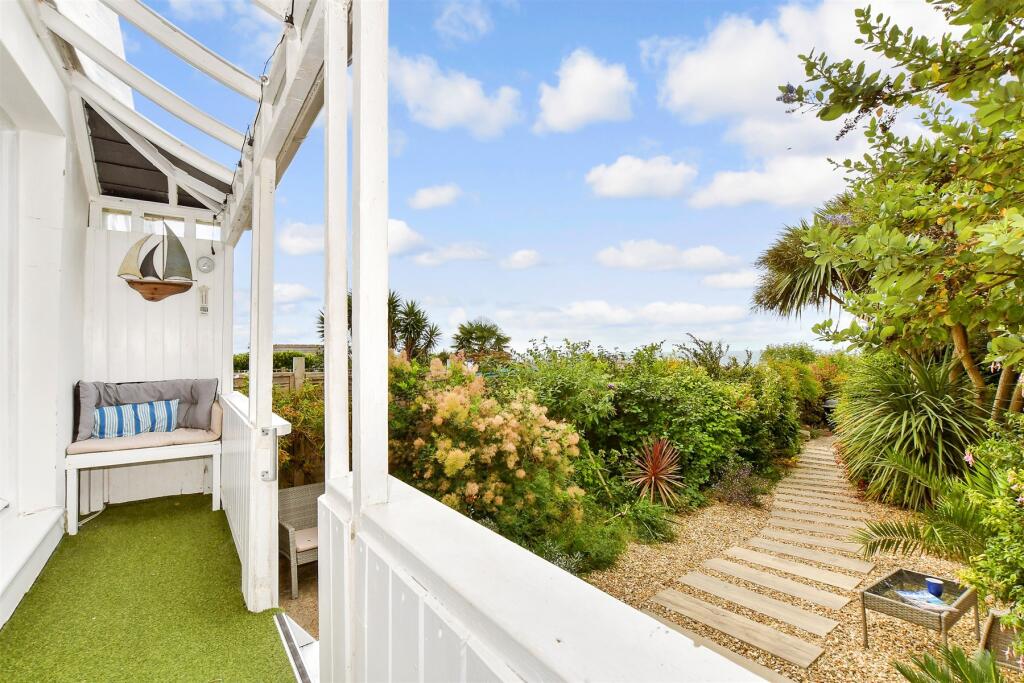 External Lifestyle Photograph