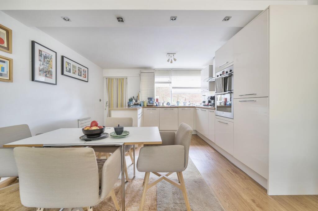 Open Plan Lounge/Diner/Kitchen